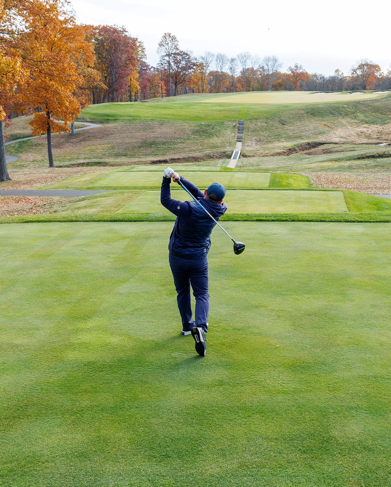 Dr. Mike providing individual mental performance coaching for golfers in the Centered Swings program
